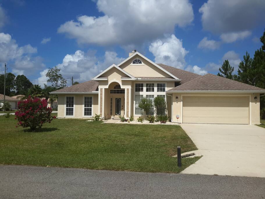 Top 100 Airbnb Rentals 2017 in Palm Coast, Florida