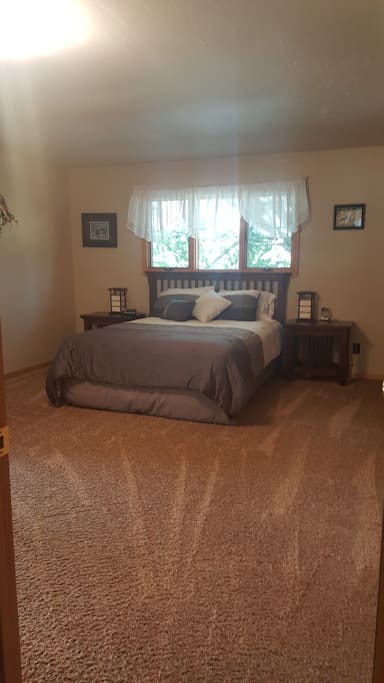 Main bedroom has ensuite.