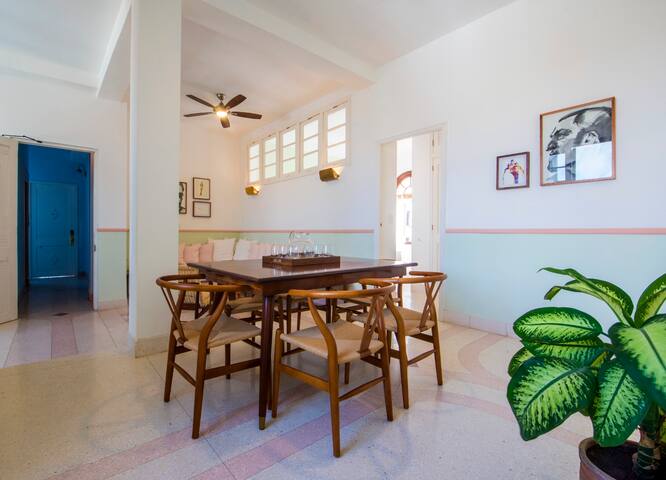 "Twins": luxury 3 bed apt with wifi