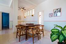 "Twins": luxury 3 bed apt with wifi