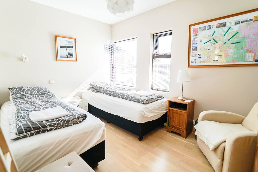 Bedroom with 2 luxury beds and now a TV with Netflix