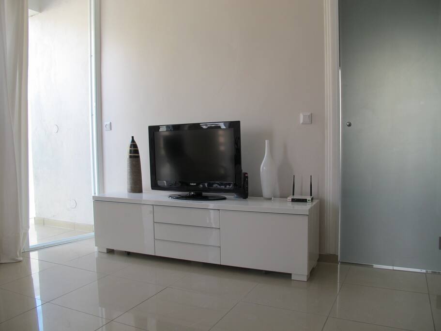 TV