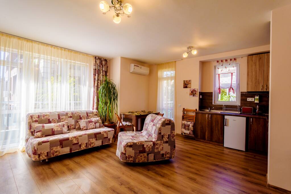 Suite 1