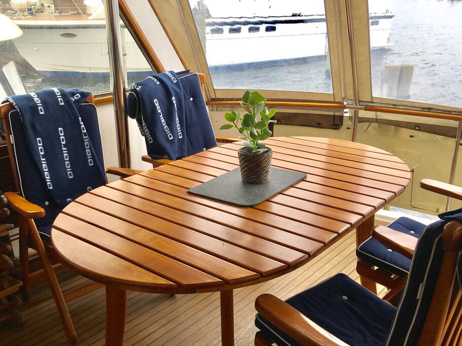 Aft deck