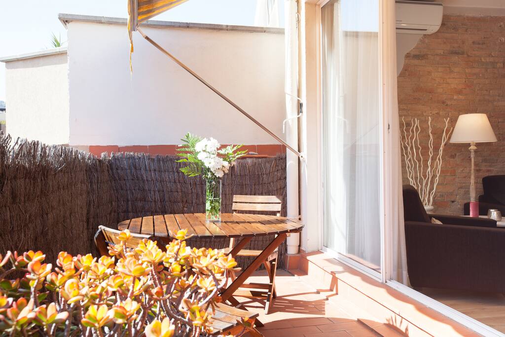 Enjoy a good breakfast on the terrace
