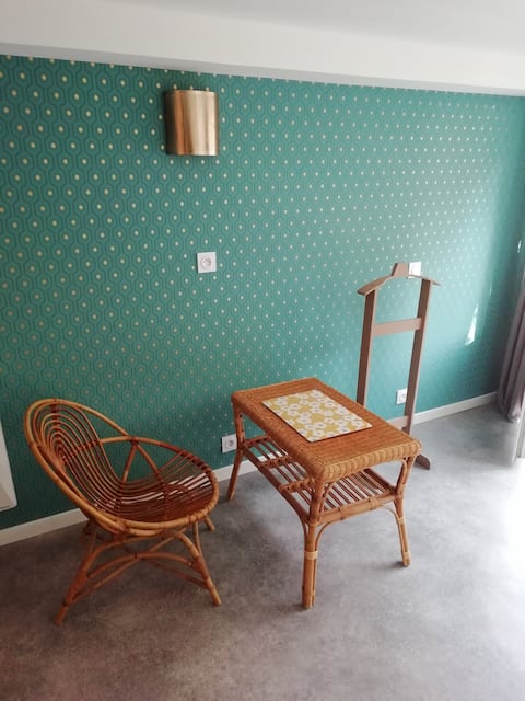 Studio dans dépendance, au calme, proche centre