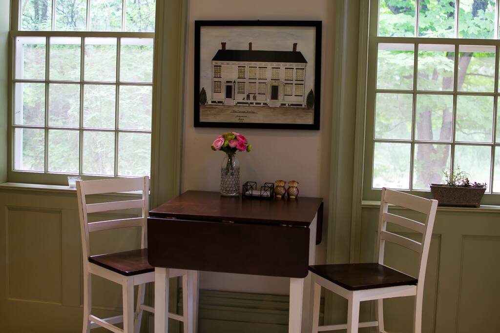 Breakfast Nook