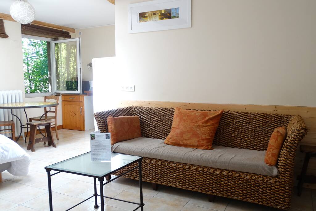 studio 30 m2 / 4 personnes en rez de jardin, vue sur la rivière