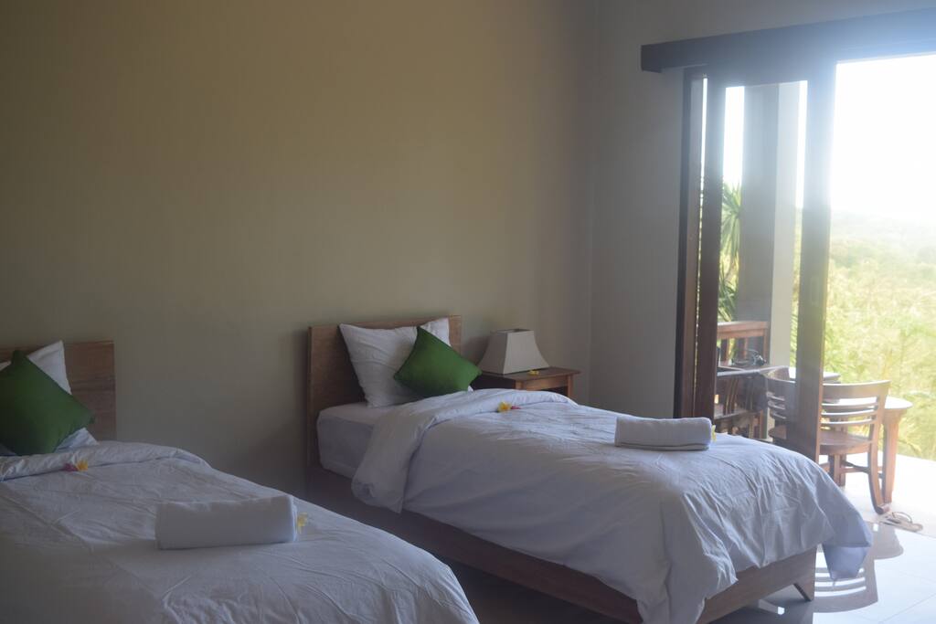 Twin share large king size room