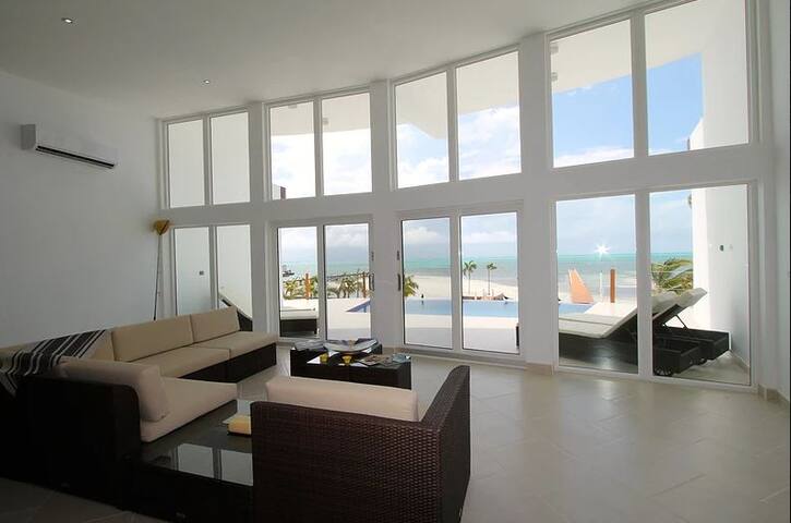 Unbelizeable Dreaming LTD: $50 Off/Night Special! gallery image 3