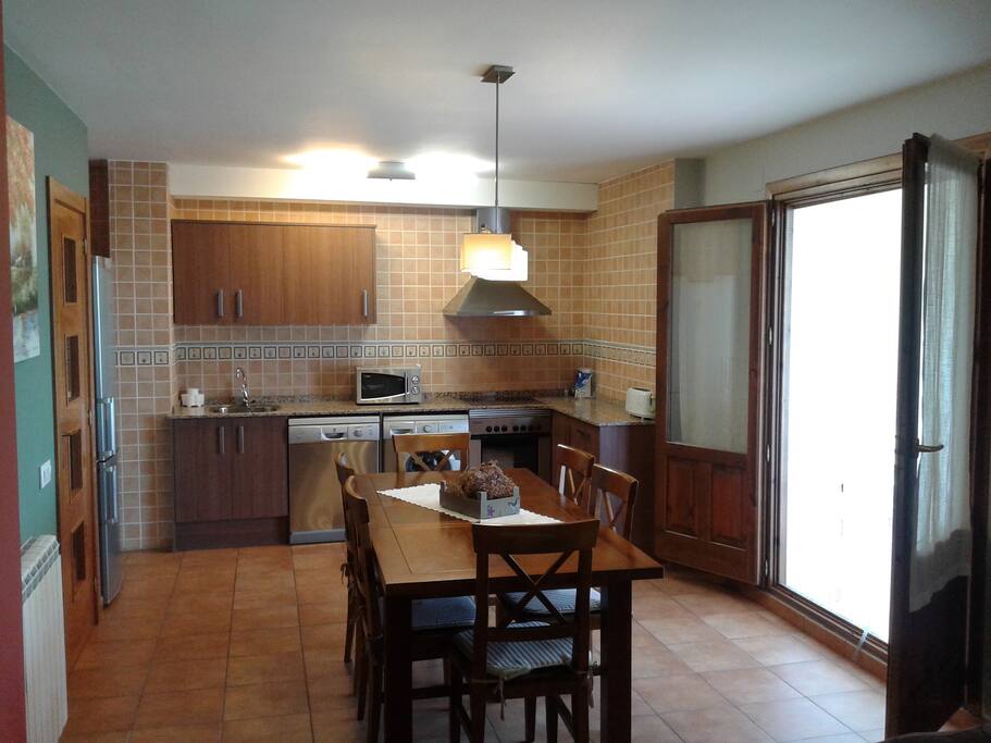 Cocina "El Olivar", 5-8 plazas