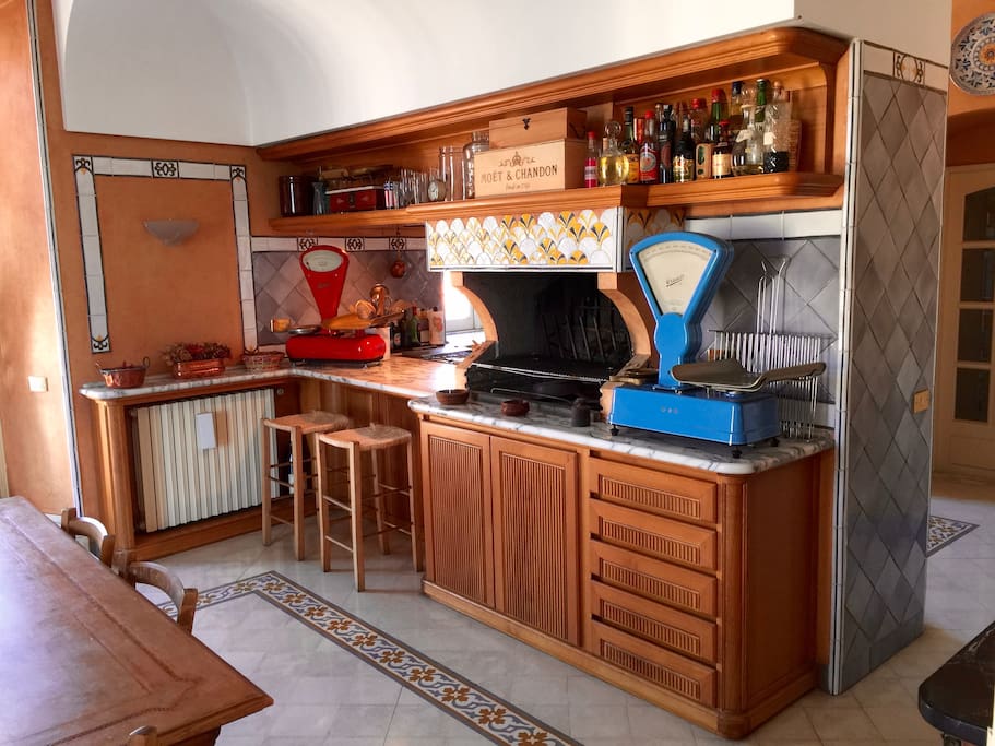 A fire place in the kitchen