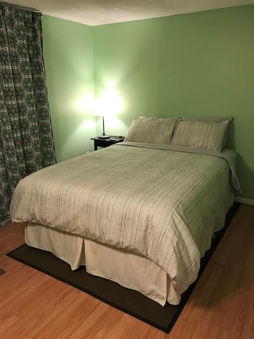 Queen Bed