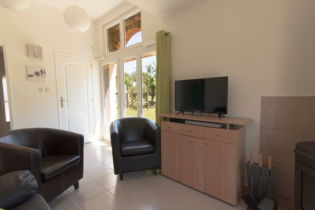 Lounge with view out to the orchard