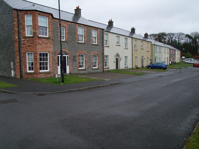 Cosy Cottage (Castle Leslie Estate)