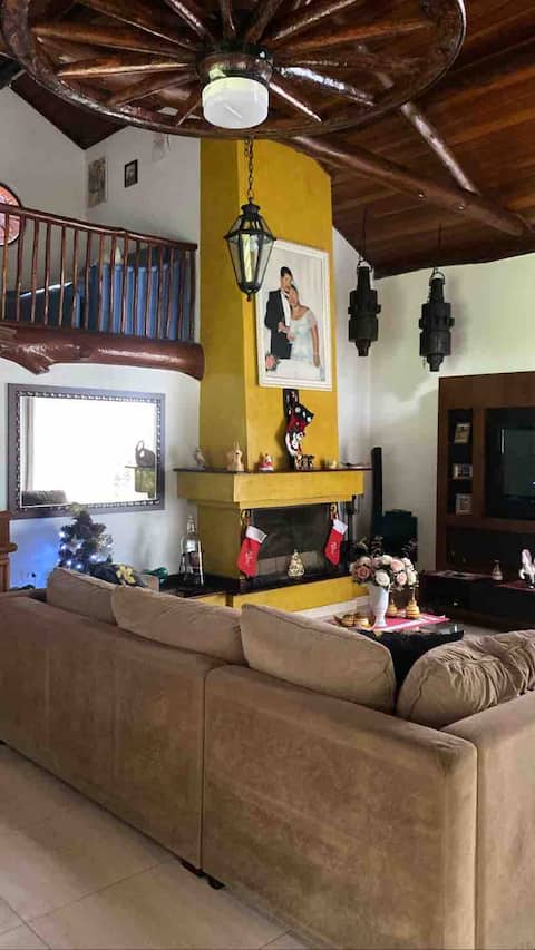 Top Airbnb: Sitio Espaço Milena, where your dreams come true em Bom Jesus Dos Perdões