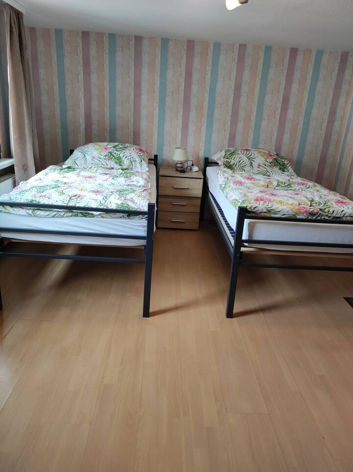 Საძინებელი 1