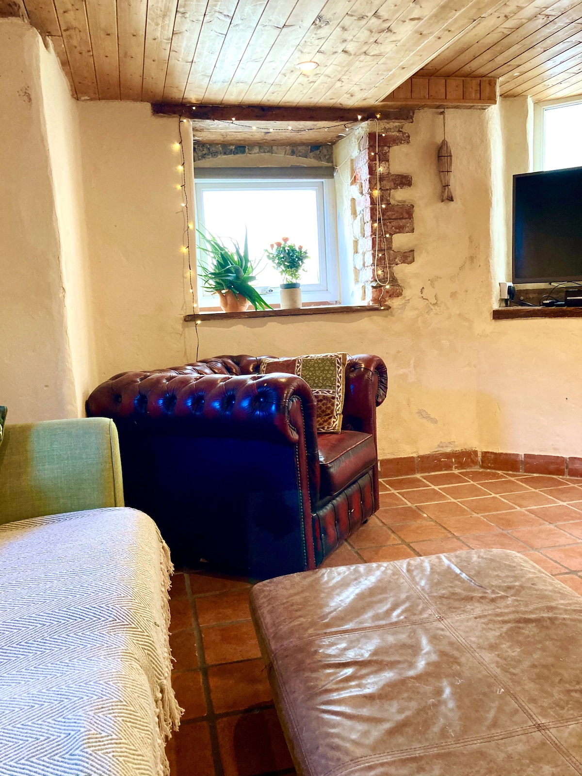 Top Airbnb: The Cave at Pure Shores Retreats à Newquay