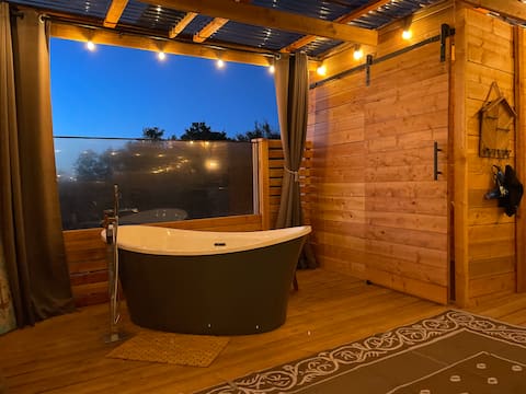 Airstream Cabin- amazing view & romantic