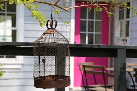 The Frenchman Cottage · Close to Newport, Beaches