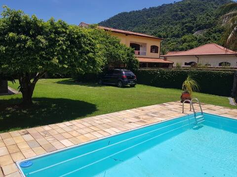 Excellent House in Garatucaia 100 meters from the beach