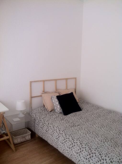 Room4