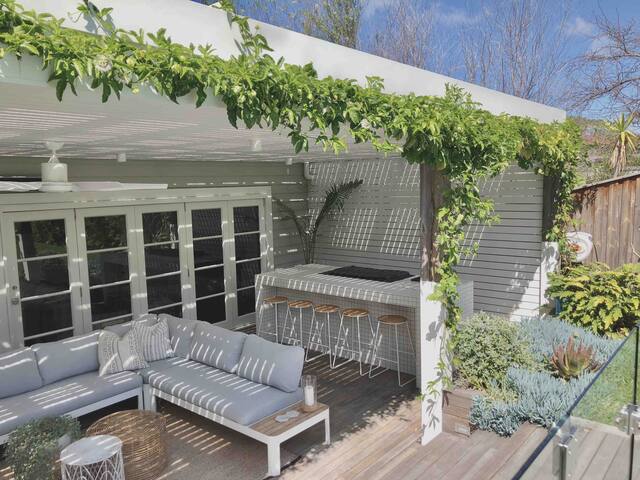 Cronulla Beach House gallery image 2