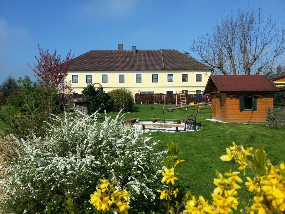 Hausansicht Strassbauer