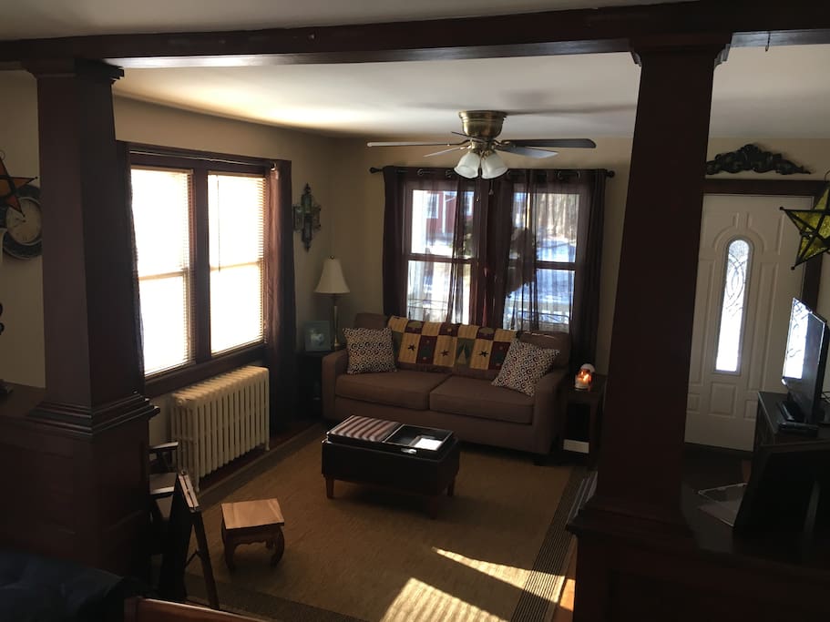 The open living/dining room space makes it easy for guests to interact.