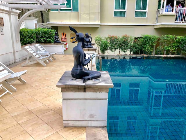 Luxurious & Spacious