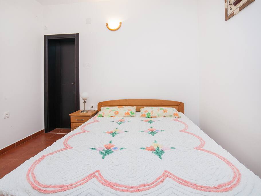 Double bed