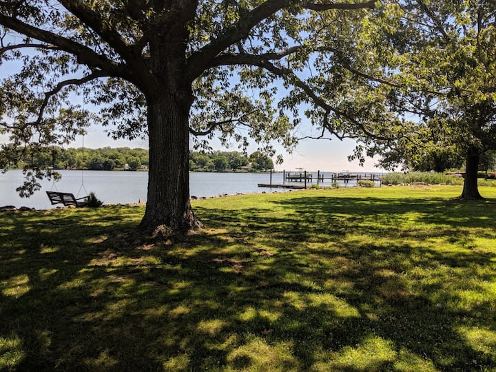 PetFriendly, Chesapeake Bay Oasis ! 140ft pier. Houses for Rent in