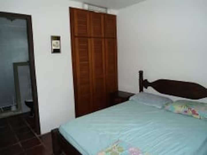 Საძინებელი 4