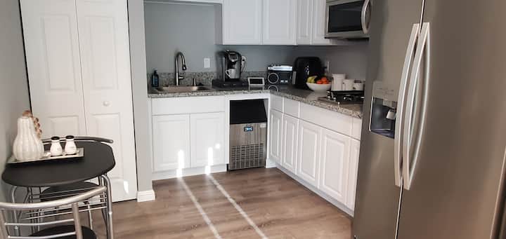Adorable Studio Casita With Pool And Barbecue - M Resort Spa Casino