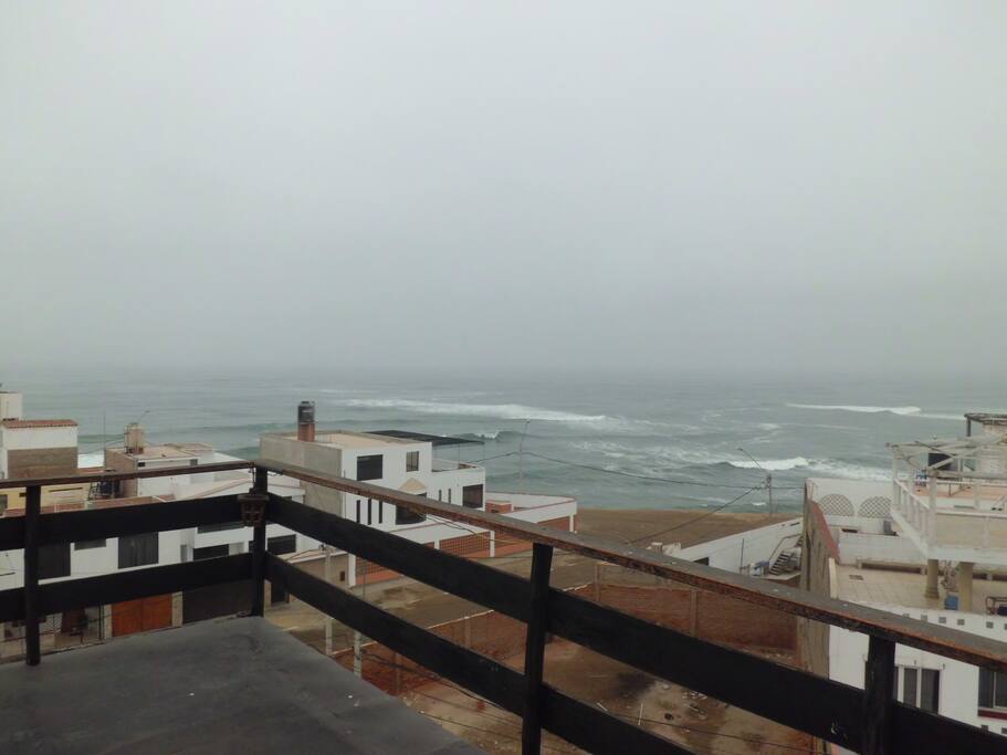 Our balcony has a 360 degree view, great spot to relax, chill , read a book, check your emails, attend guest, check the amazing waves of PICO ALTO.