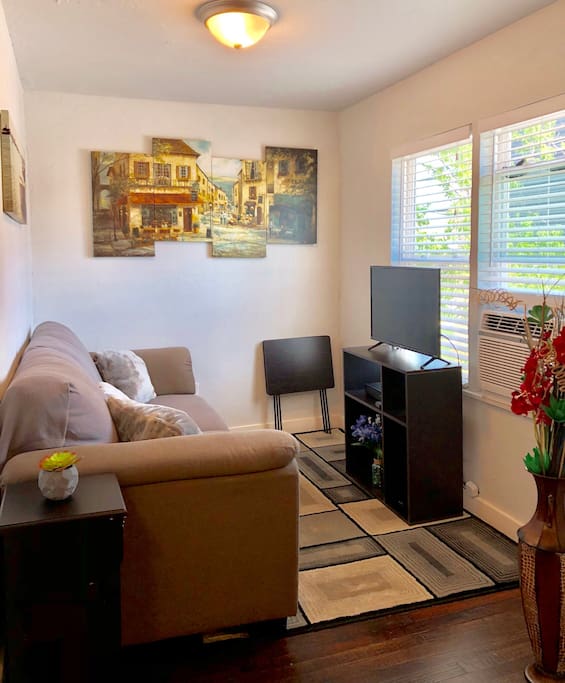 Cozy Living Area with AC, Cable TV, HBO & Showtime