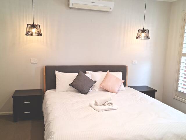 Generous 4 bedroom home close to park and shops