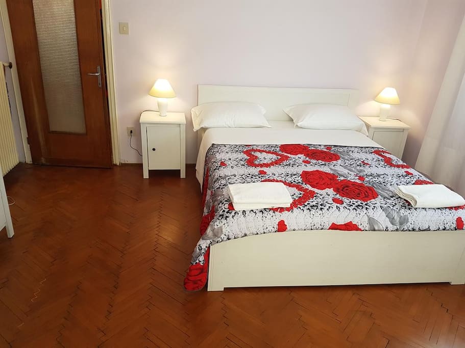 DOUBLE ROOM