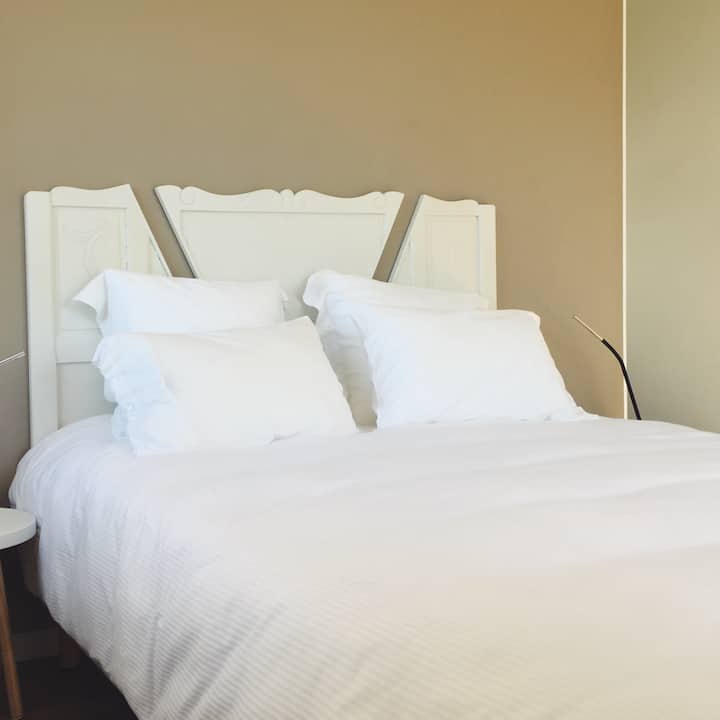 Спална соба 5 со бања и приватна тераса