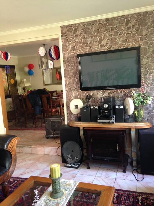 Sala para ver TV o escuchar música.