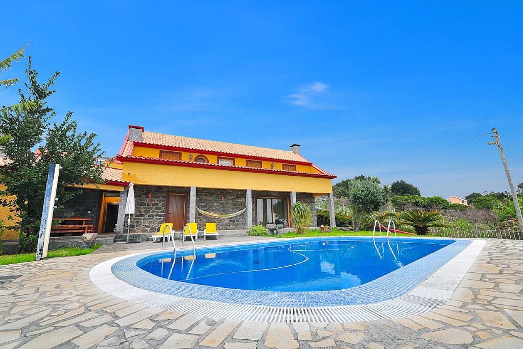Piscina.