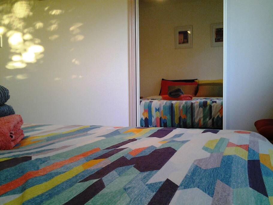 Guests' bedroom