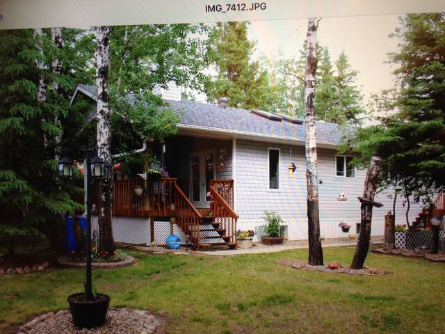 Airbnb Turtleford Vacation Rentals Places To Stay