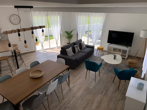 Top performing Airbnb: Contemporary house close to the sea in Penmarch