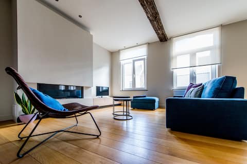 Top performing Airbnb: Apartment De Cat (5p) in the heart of Hasselt in Hasselt