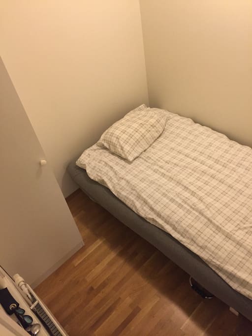 Bedroom number 2 with a 1.20 bed