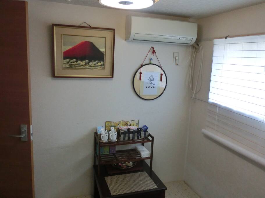 Japanese tatami room deco.