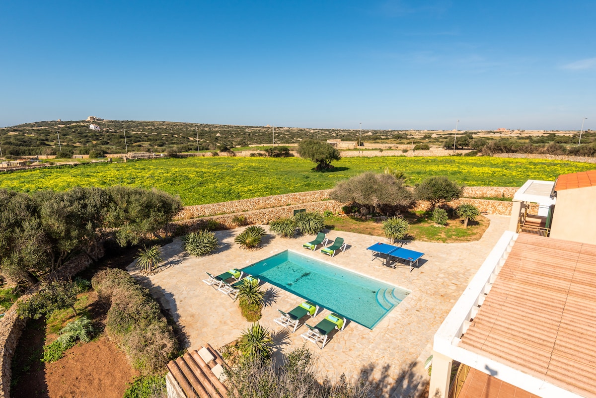 Cala Galdana Villa — view 3