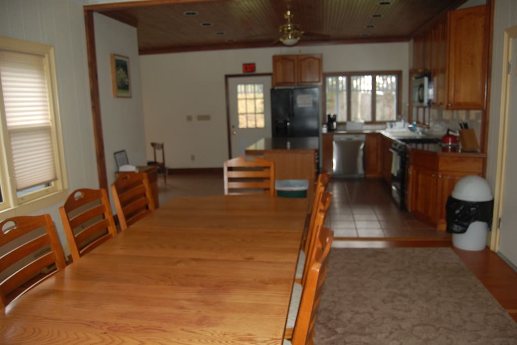 Dining room & kitchen