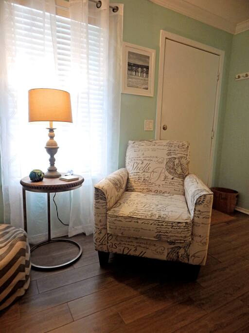 Comfy, cozy new furniture that is perfect for snuggling up with a good book or kicking back and watching your favorite TV show. Chromecast has been added to the TV in the family room.